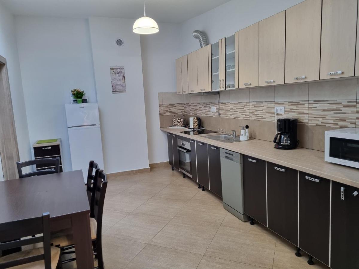 Apartament Zona Centrala Apartman Kolozsvár Kültér fotó